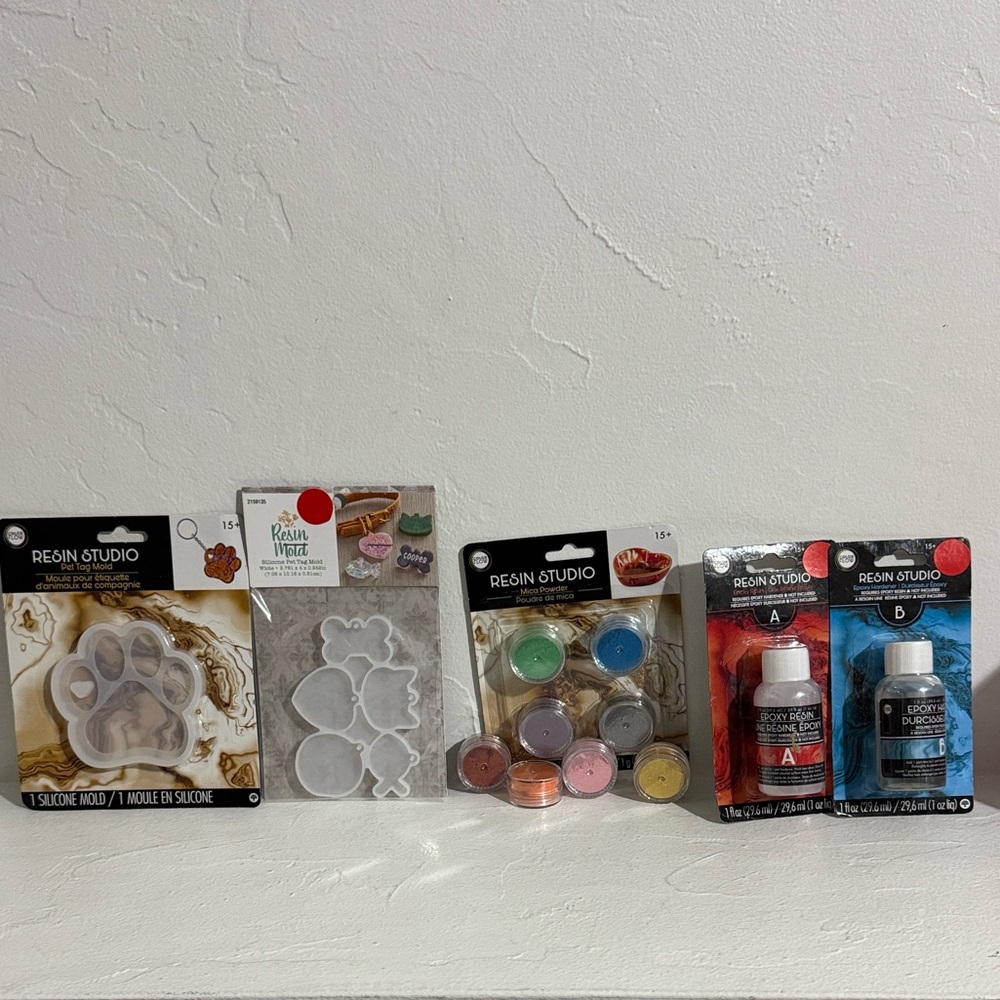 Epoxy Resin bundle includes resin, color & molds.